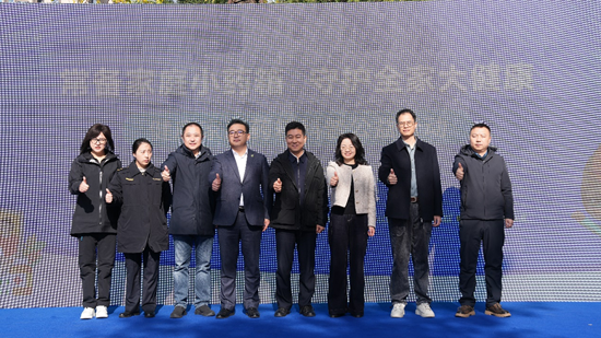 世界慢阻肺日遇上流感季 一起为家庭药箱做次“全身体检”