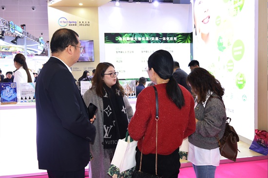 海科新源:以硬核技术与全矩阵方案,领跑个护原料国产替代新征程 海科新源:以硬核技术与全矩阵方案,领跑个护原料国产替代新征程